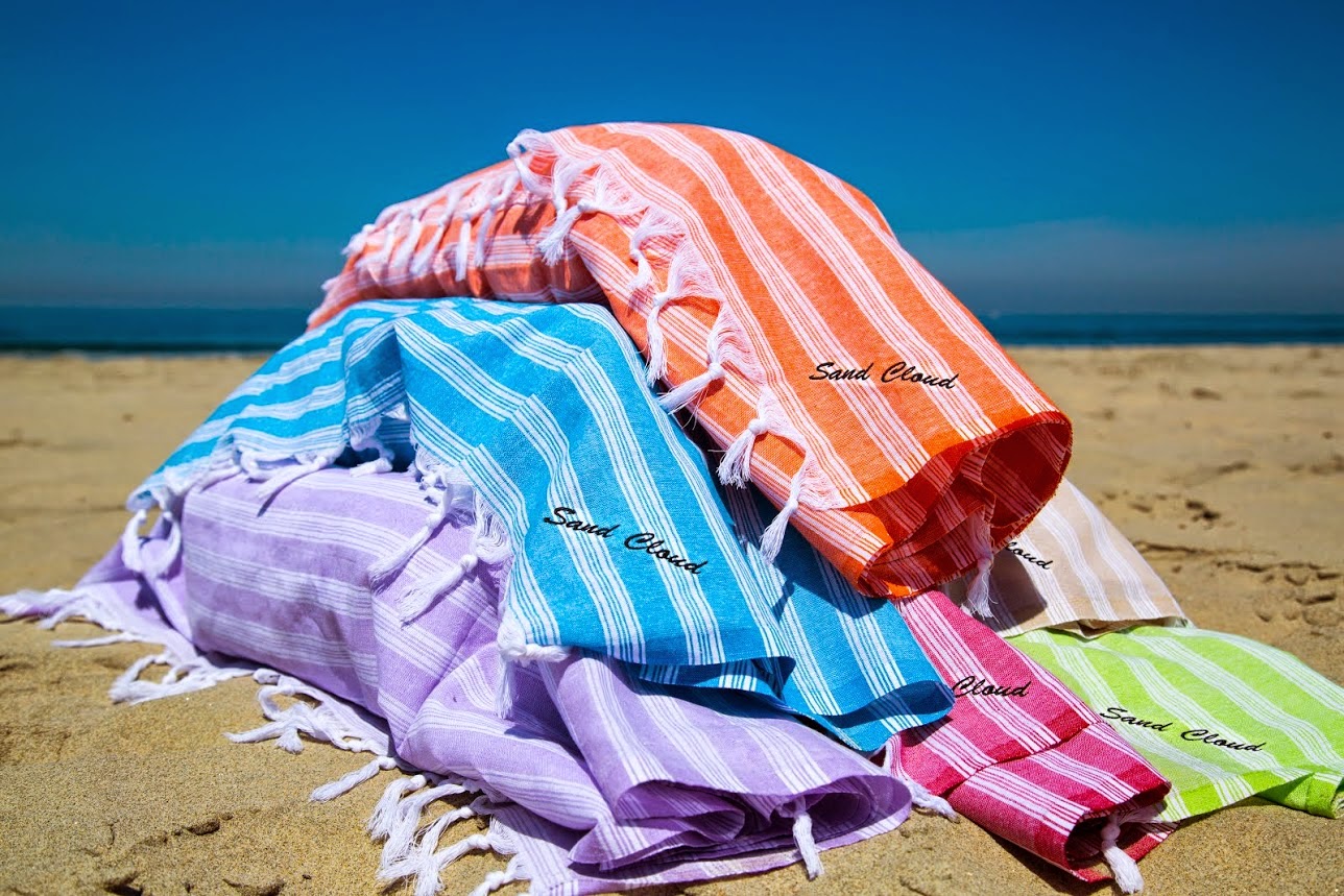Hawaii Mom Blog Sand Cloud Towels Review