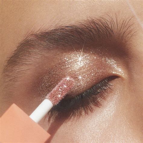 Glitter Eyeshadow How To